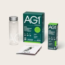 Load image into Gallery viewer, Athletic Greens Multivitamin and Probiotic 7 Travel Packs with Shaker
